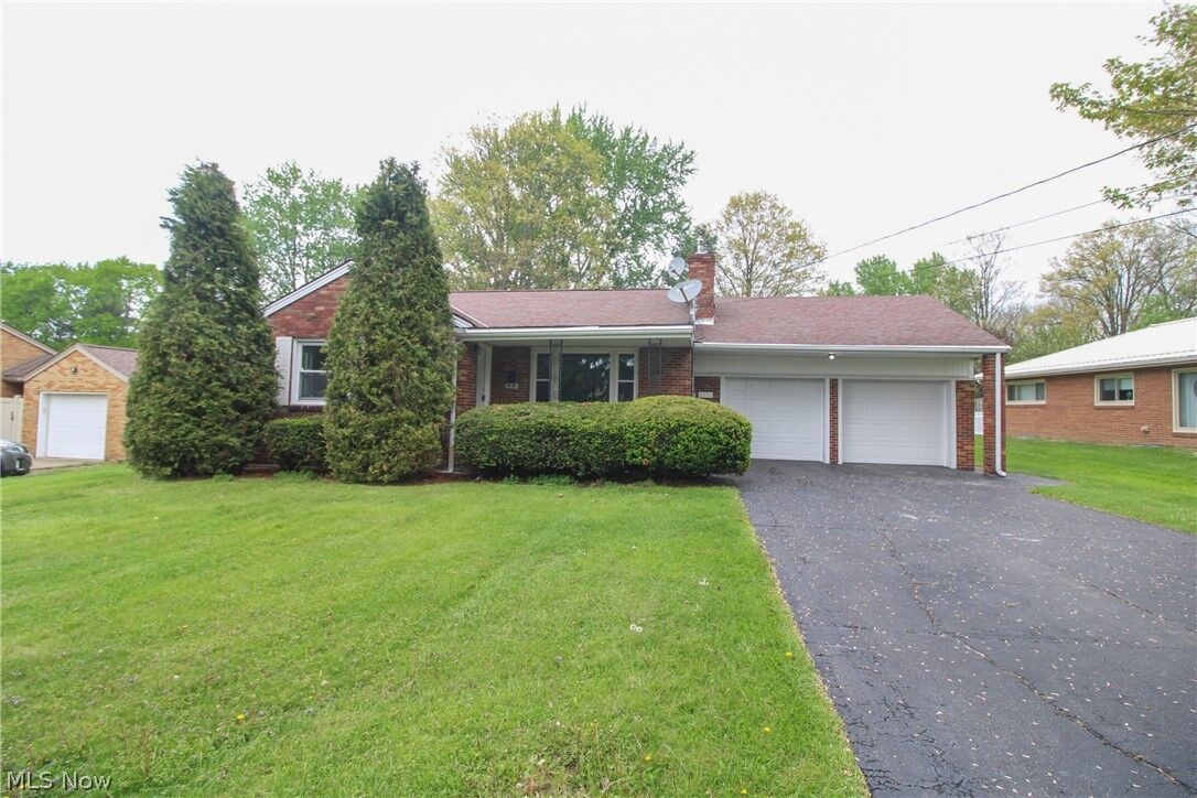 Property Photo:  7854 Lee Run Road  OH 44514 
