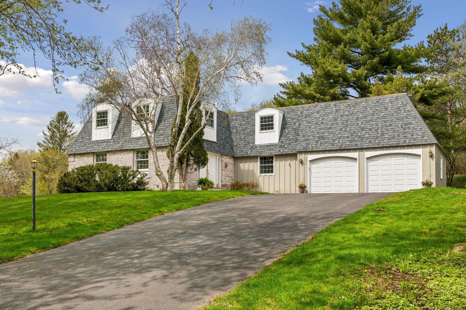 Property Photo: 15074 Highland Trail MN 55345