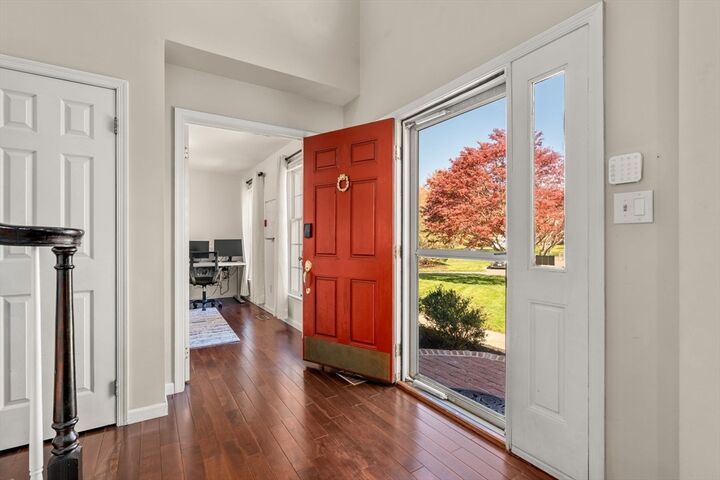 Property Photo:  7 Farm Pond Ln  MA 02038 