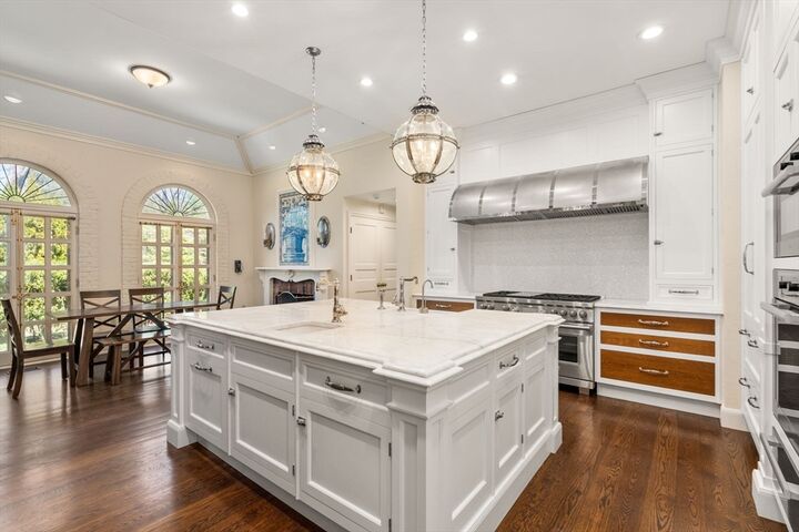 Property Photo:  11 Scotch Pine Cir  MA 02481 