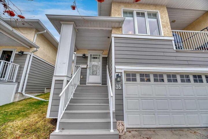 Property Photo: 72 Millside Drive SW 35 AB T2Y 2P9