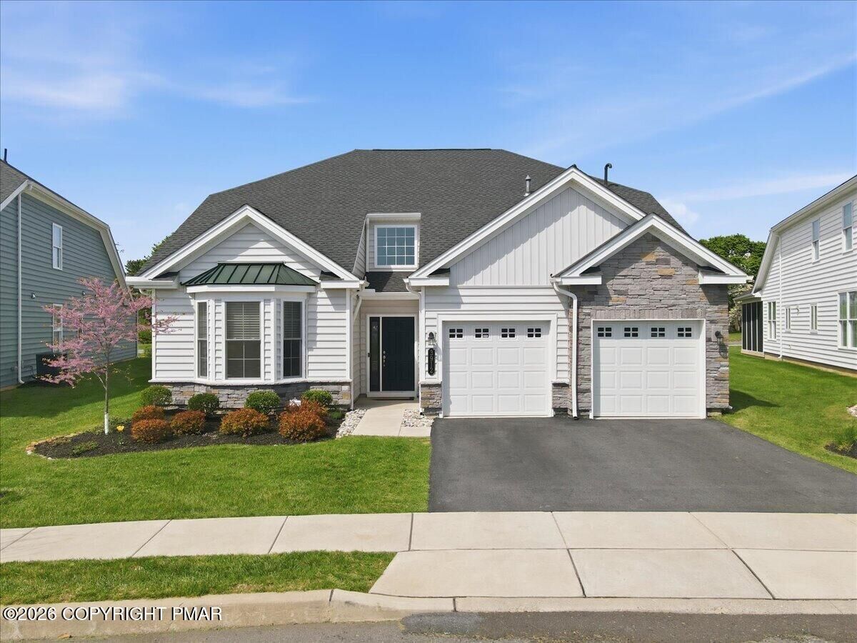 Property Photo:  3912 Independence Drive  PA 18045 