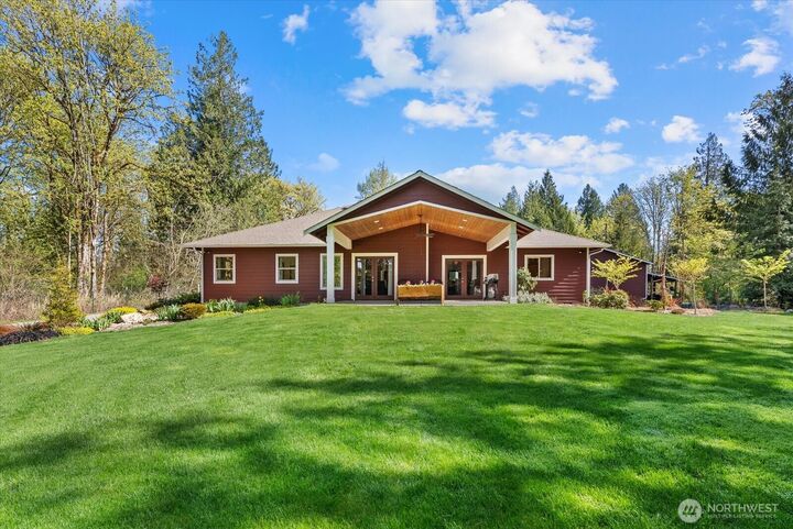 Property Photo: 30972 E Lake Morton Drive SE WA 98042
