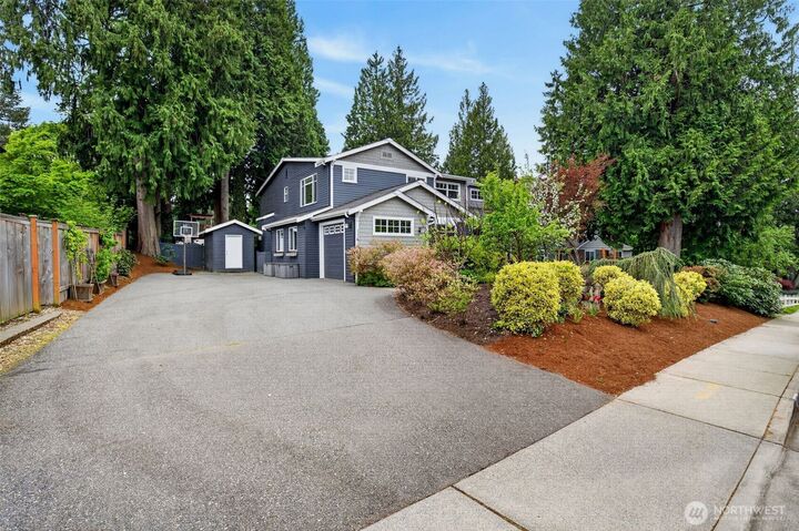 Property Photo:  11419 NE 100th Street  WA 98033 