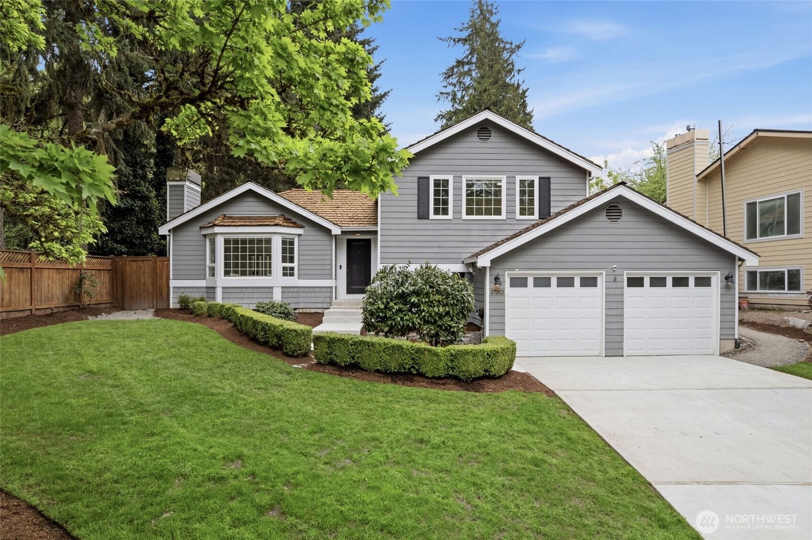 Property Photo:  17202 NE 134th Place  WA 98052 