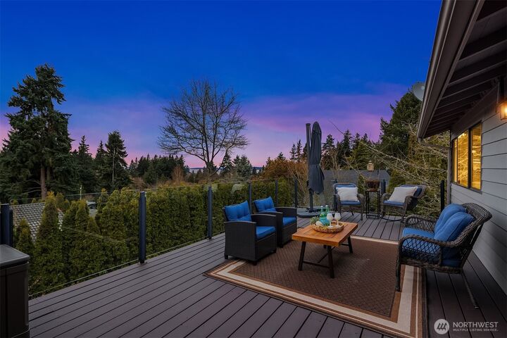 Property Photo: 7407 180th Street SW WA 98026