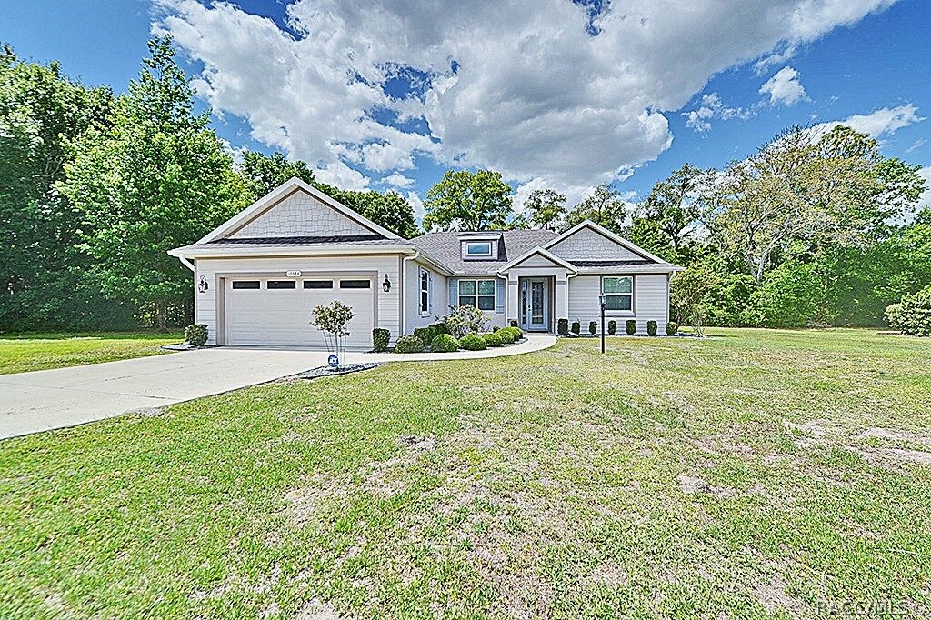 Property Photo:  10584 SW 53rd Circle  FL 34476 