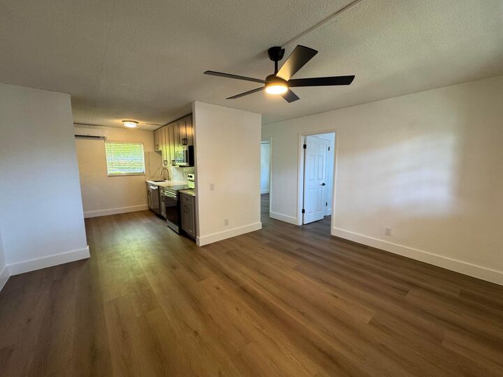 Property Photo:  4205 N Flagler Drive 4  FL 33407 