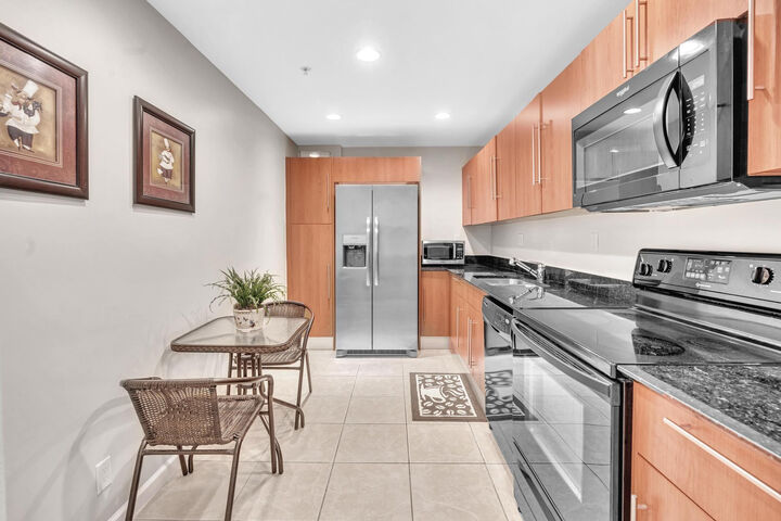 Property Photo:  3000 S Ocean Drive 714  FL 33019 