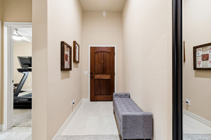 Property Photo:  4547 Meadow Grn  TX 78108 