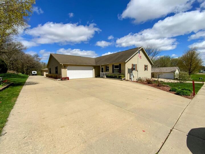 Property Photo: 380 W Sunset Drive WI 53563