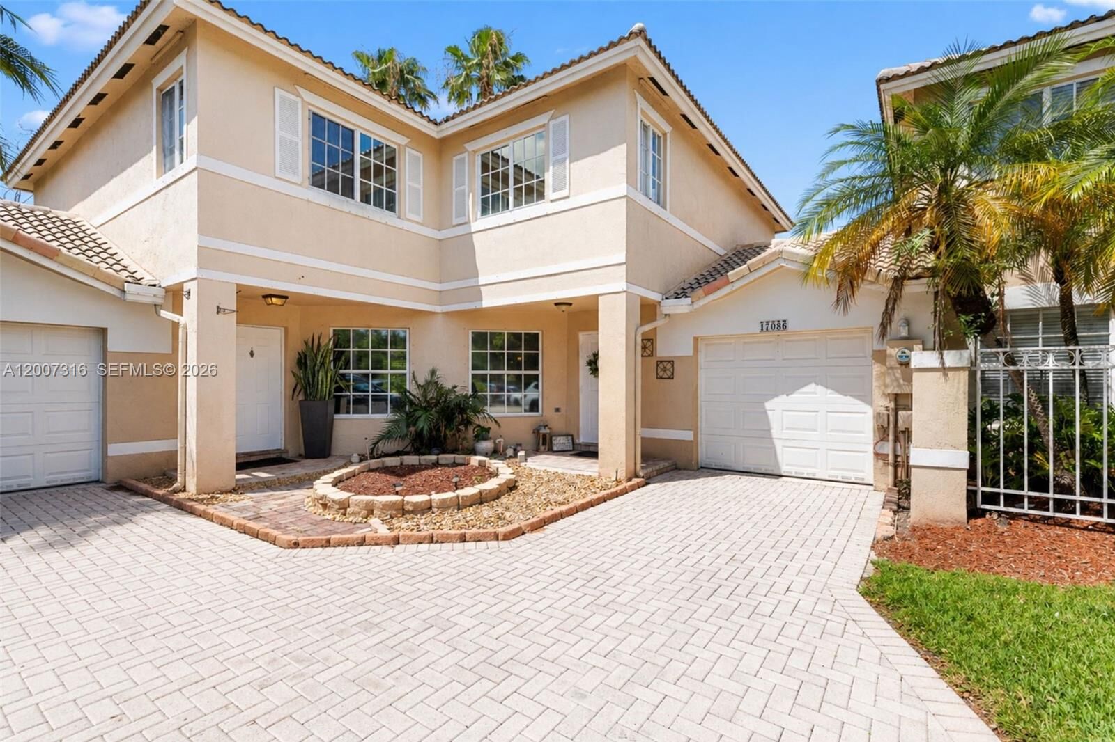 Property Photo:  17086 NW 22nd St  FL 33028 