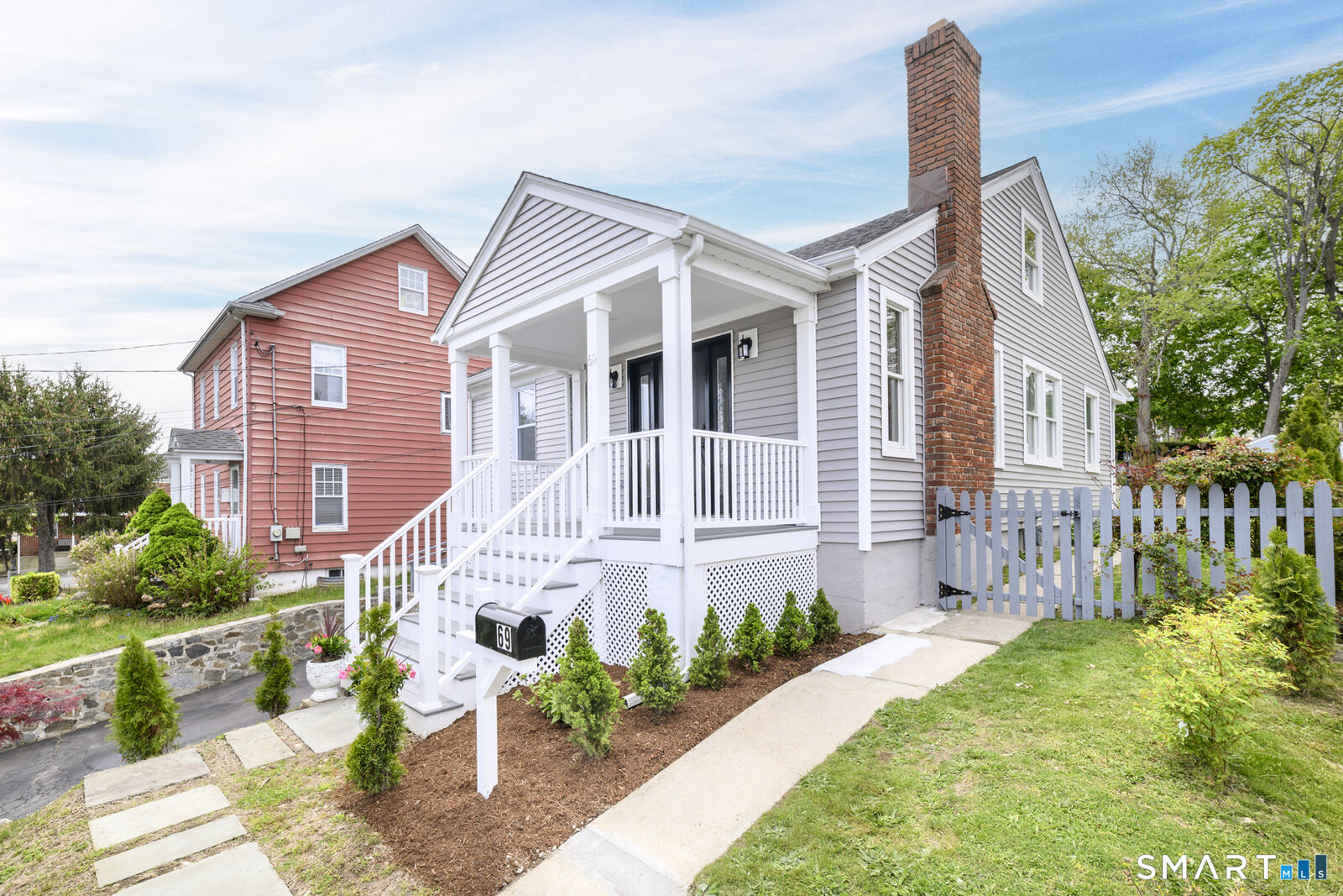 Property Photo:  69 Webb Avenue  CT 06902 