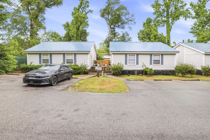 Property Photo:  315-317 E Jennings Street 1  FL 32301 