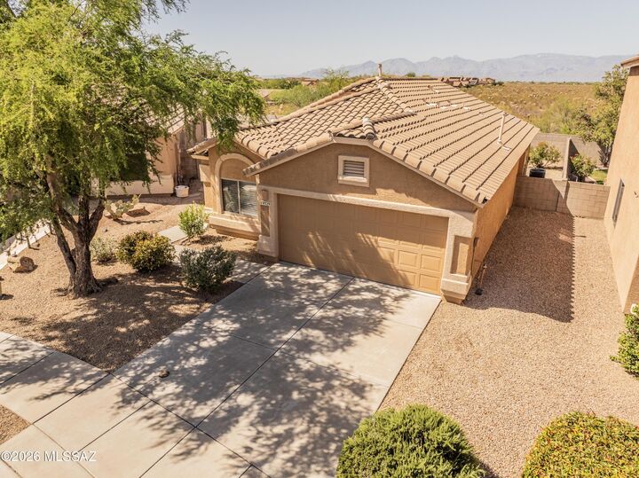 Property Photo:  10529 E Ottoman Drive  AZ 85747 