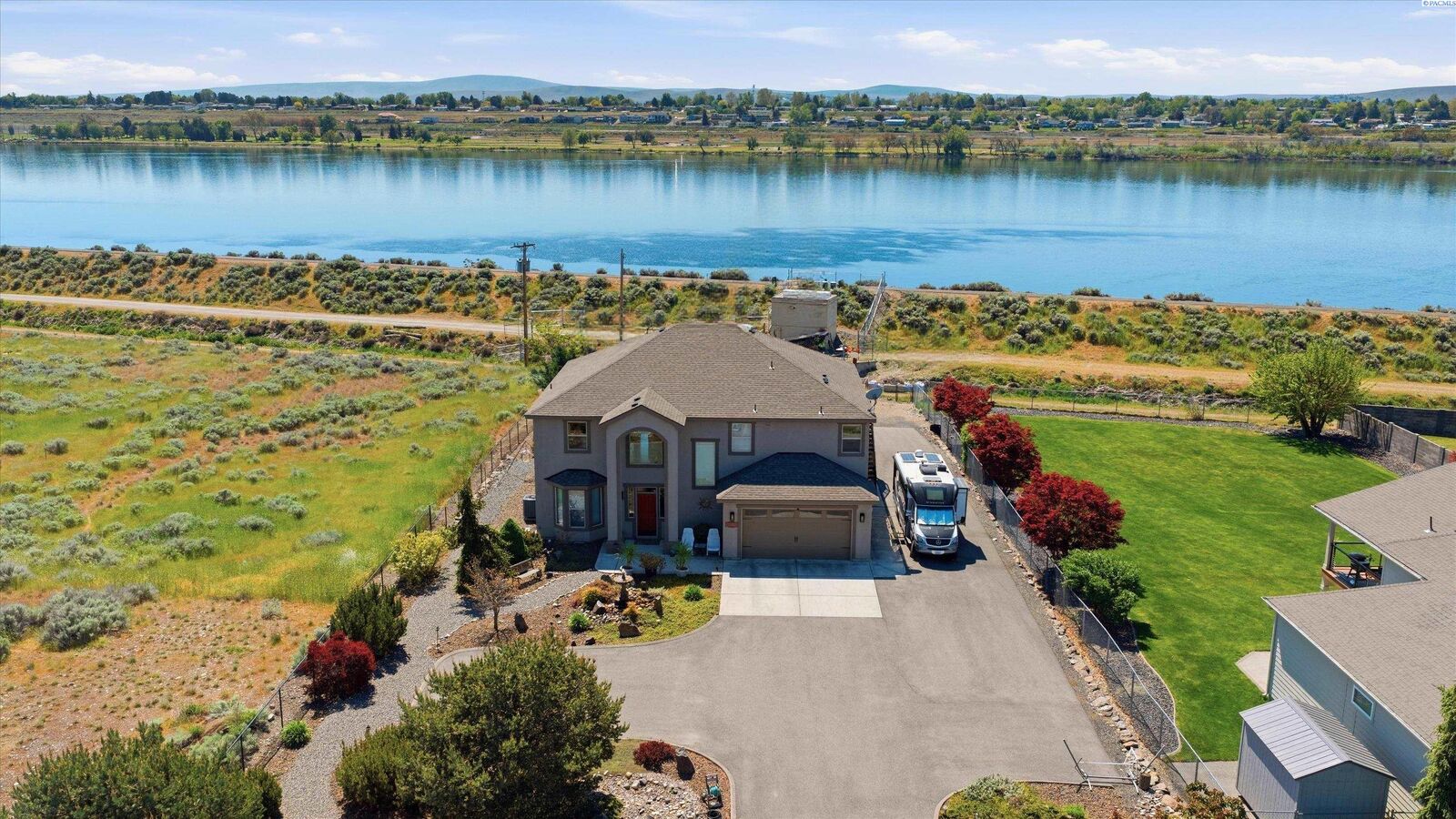 Property Photo:  5620 W Sylvester St  WA 99301 