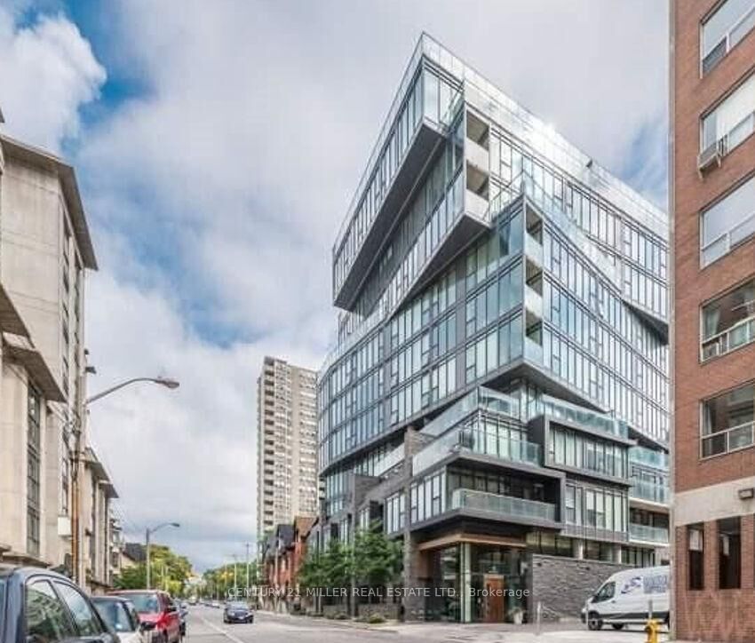 Property Photo:  15 Beverley Street 301  ON M5T 1X8 