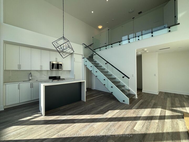 2450 Old Bronte Road 103 — photo 1