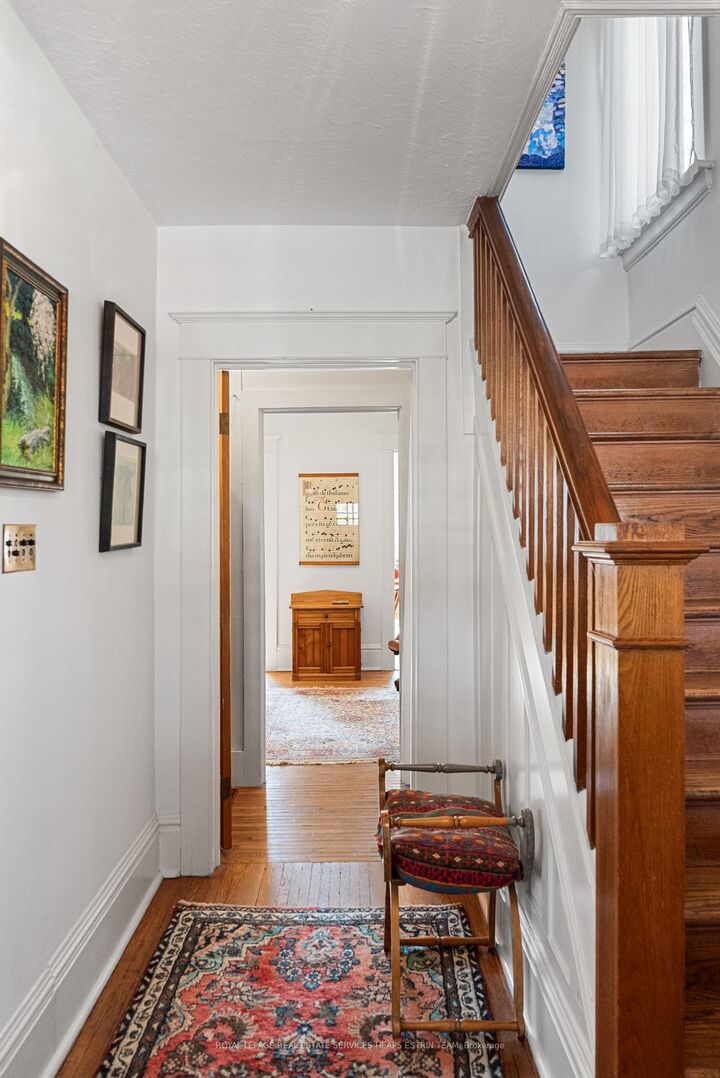 Property Photo: 32 Belcourt Road ON M4S 2T9