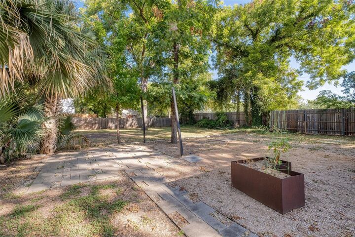 Property Photo:  708 & 712 Nowotny Lane  TX 78702 