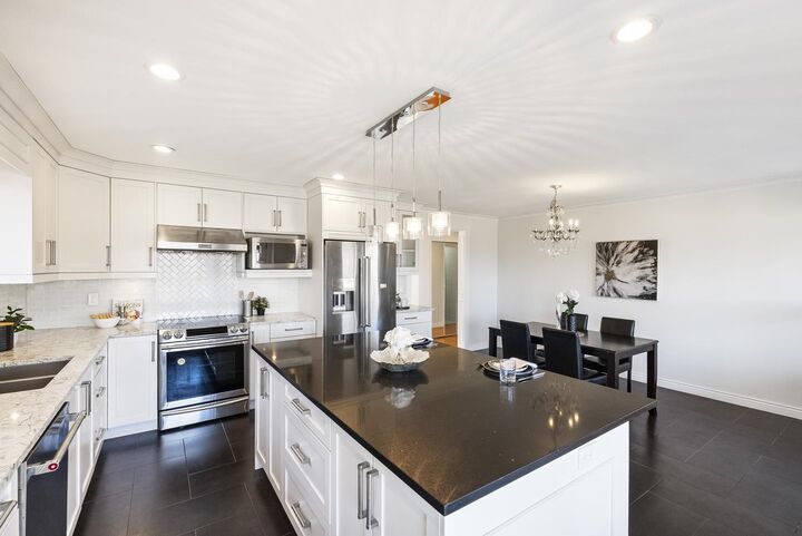 Property Photo: 31605 Harmony Court BC V2T 6S7