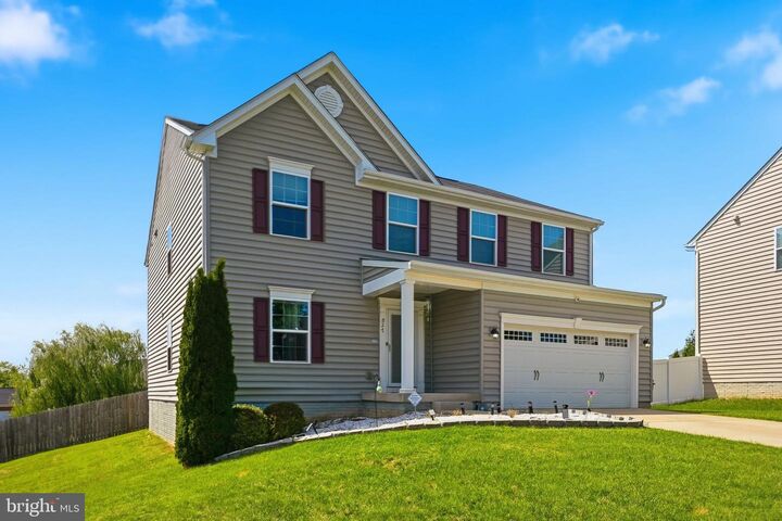 Property Photo:  827 Fairwood  VA 22701 