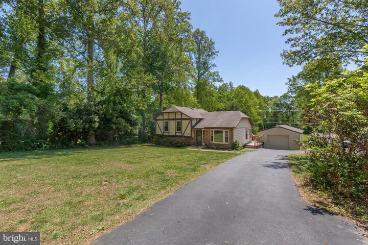 Property Photo:  655 Holly Corner Road  VA 22406 