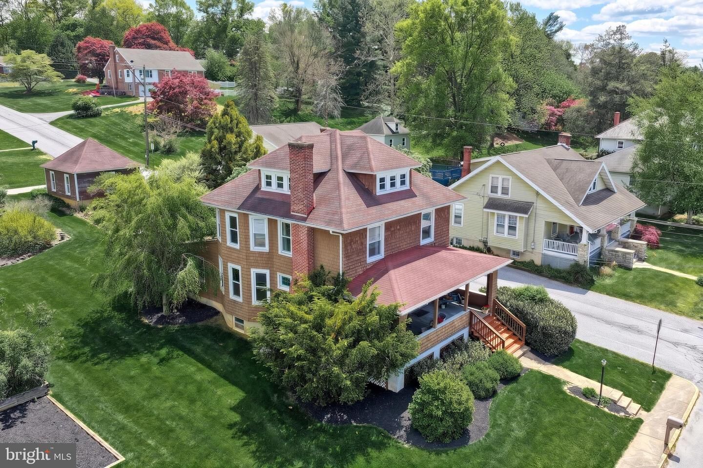Property Photo:  19 S Constitution Avenue  PA 17349 