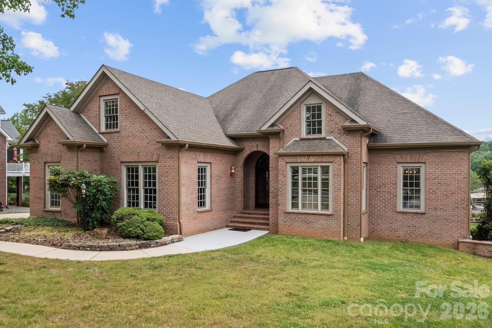 Property Photo: 221 Windemere Isle Road NC 28677