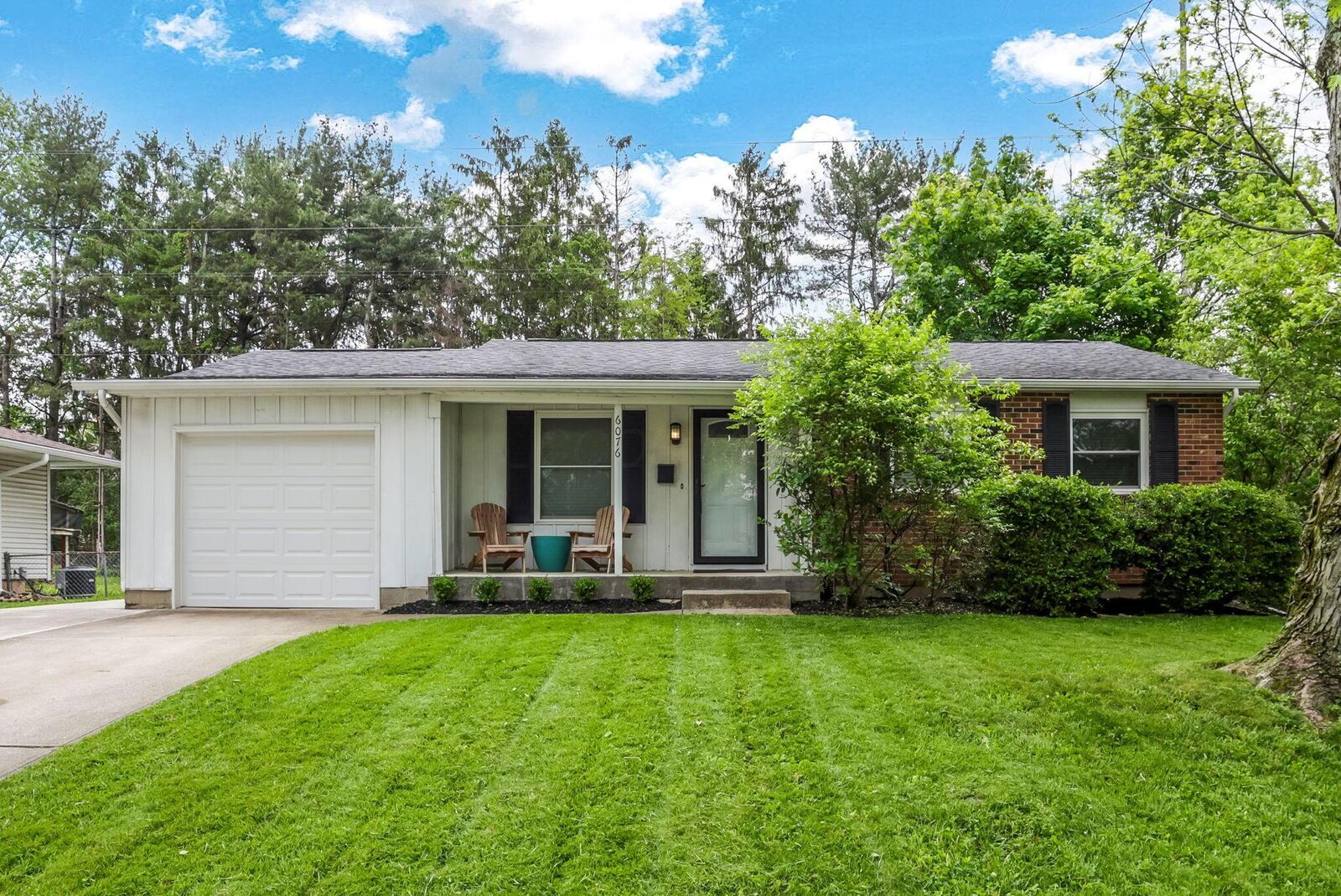 Property Photo:  6076 Batavia Road  OH 43081 