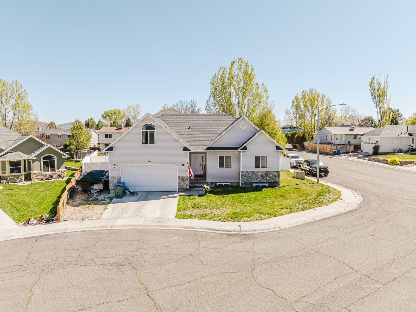 Property Photo:  1611 Alans Place  NV 89801 