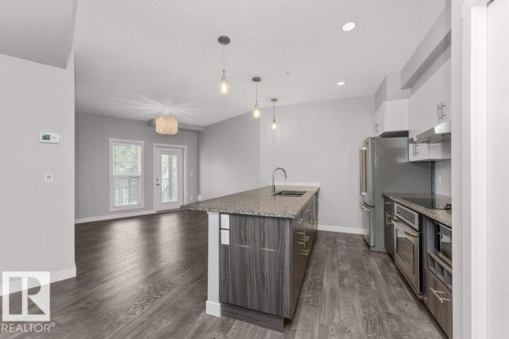 10126 144 Street NW 204 — photo 1