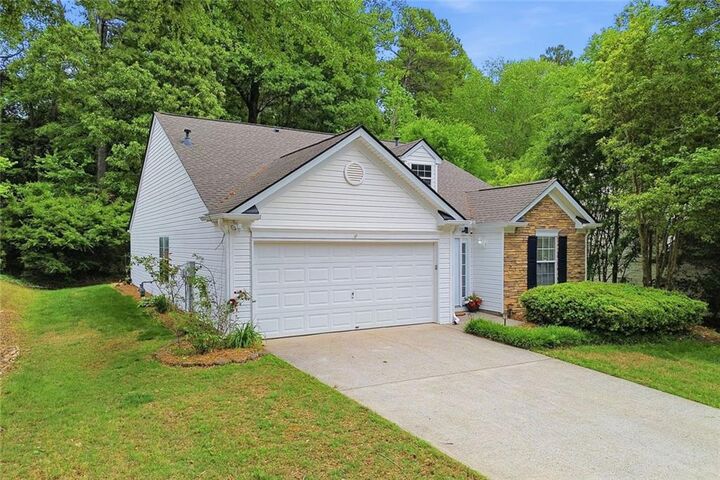 Property Photo:  511 Carrington Court  GA 30115 