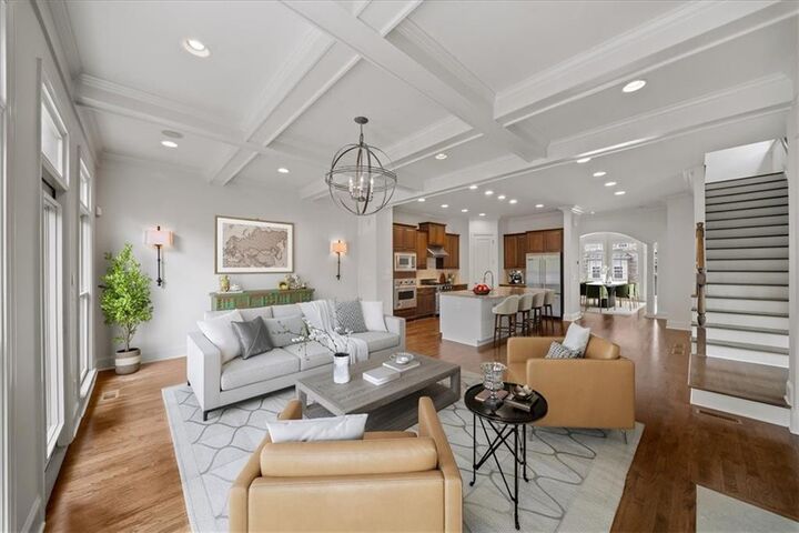 Property Photo:  552 Sarabrook Place  GA 30342 