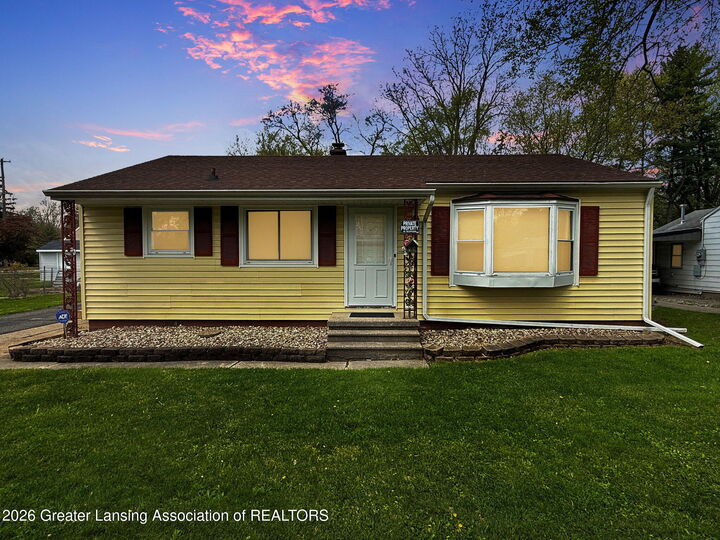 Property Photo:  6062 Valencia Boulevard  MI 48911 