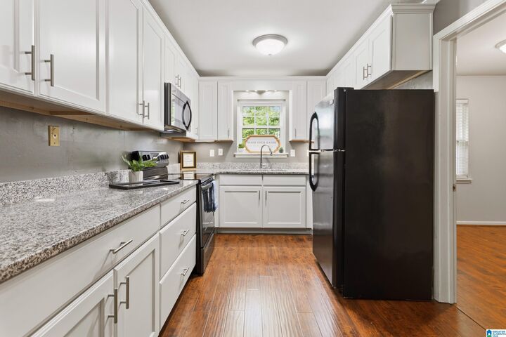 Property Photo:  2104 Montreat Lane C  AL 35216 