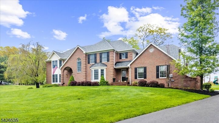 Property Photo:  27 Shy Creek Rd  NJ 08867 