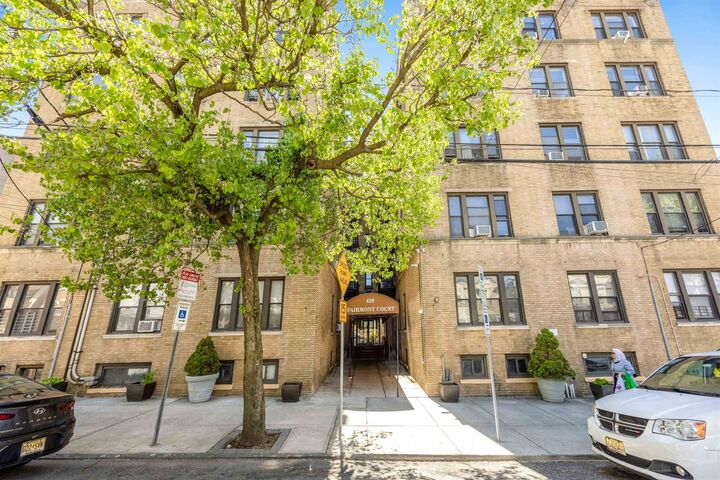 Property Photo:  429 Fairmount Ave 108  NJ 07306 