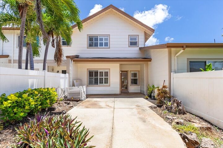 Property Photo:  91-1042 Kaimalie Street N2  HI 96706 