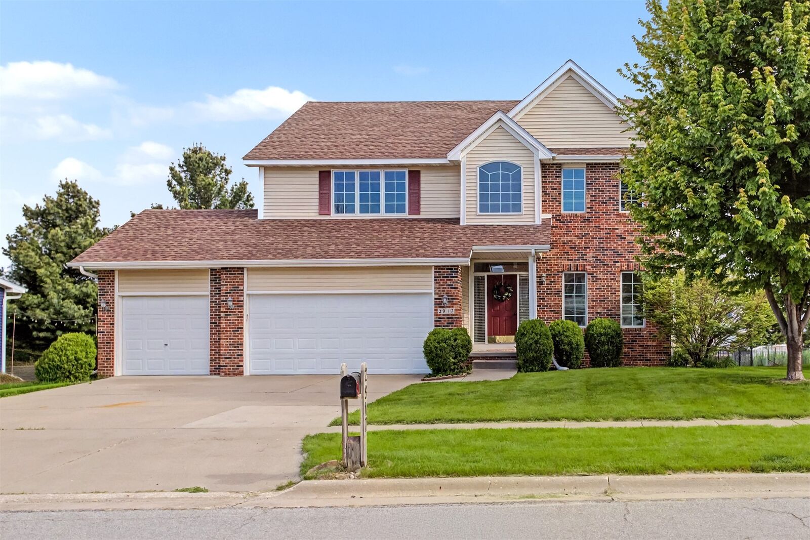 Property Photo:  2917 Bayberry Road  IA 50014 