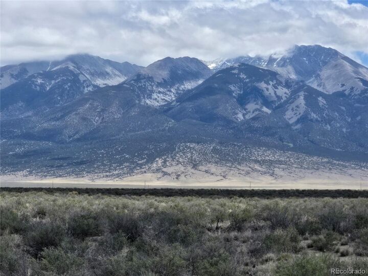 Property Photo:  40 Ac County Rd 4 S.  CO 81101 