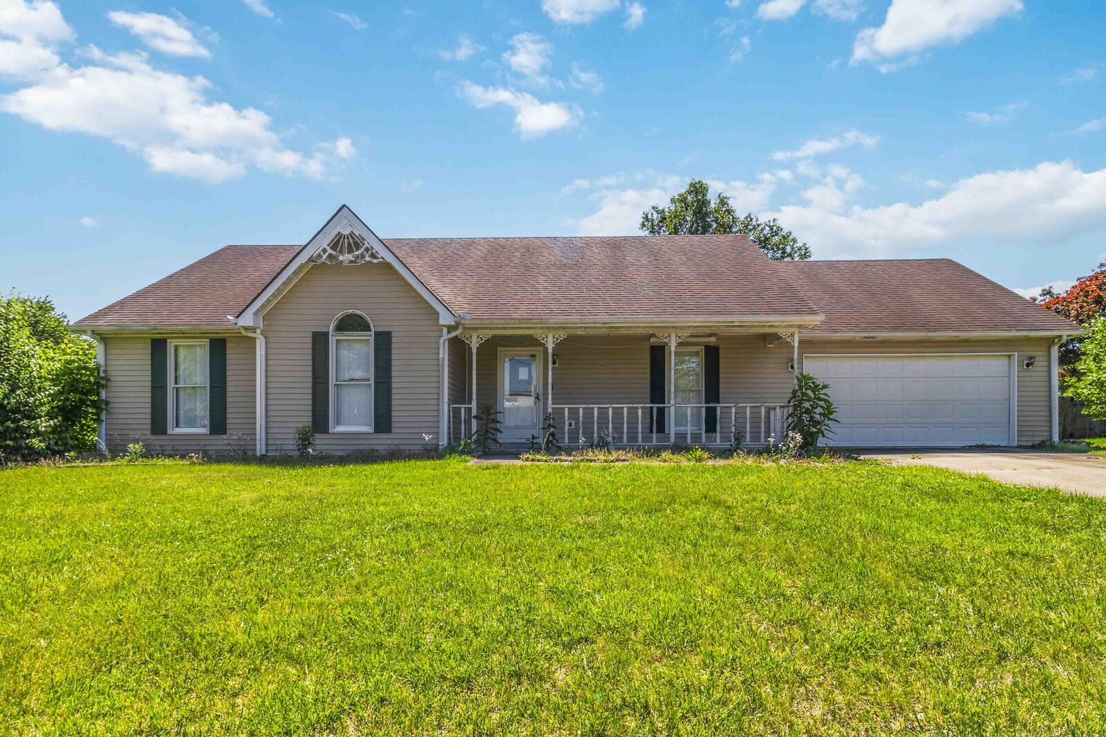 Property Photo:  147 Enchanted Drive  KY 42503 