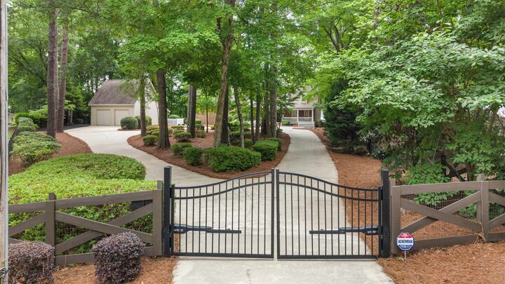 Property Photo:  1020 Apalachee Woods Trail  GA 30625 