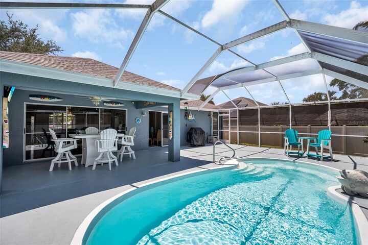 Property Photo:  1149 Sawgrass Drive  FL 34689 