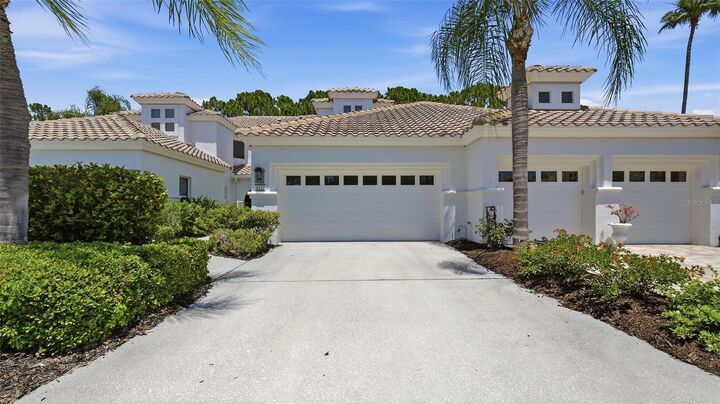Property Photo:  4153 Entrada Court  FL 34238 