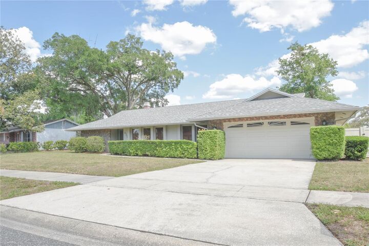 Property Photo:  212 Tollgate Trail  FL 32750 