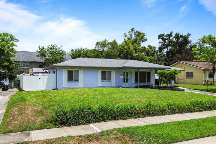Property Photo:  621 Ellsworth Street  FL 32701 