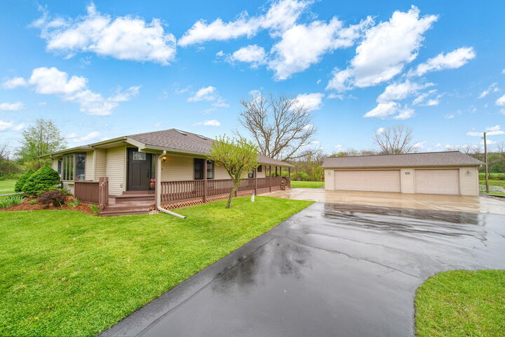 Property Photo:  5299 Rives Junction Road  MI 49201 