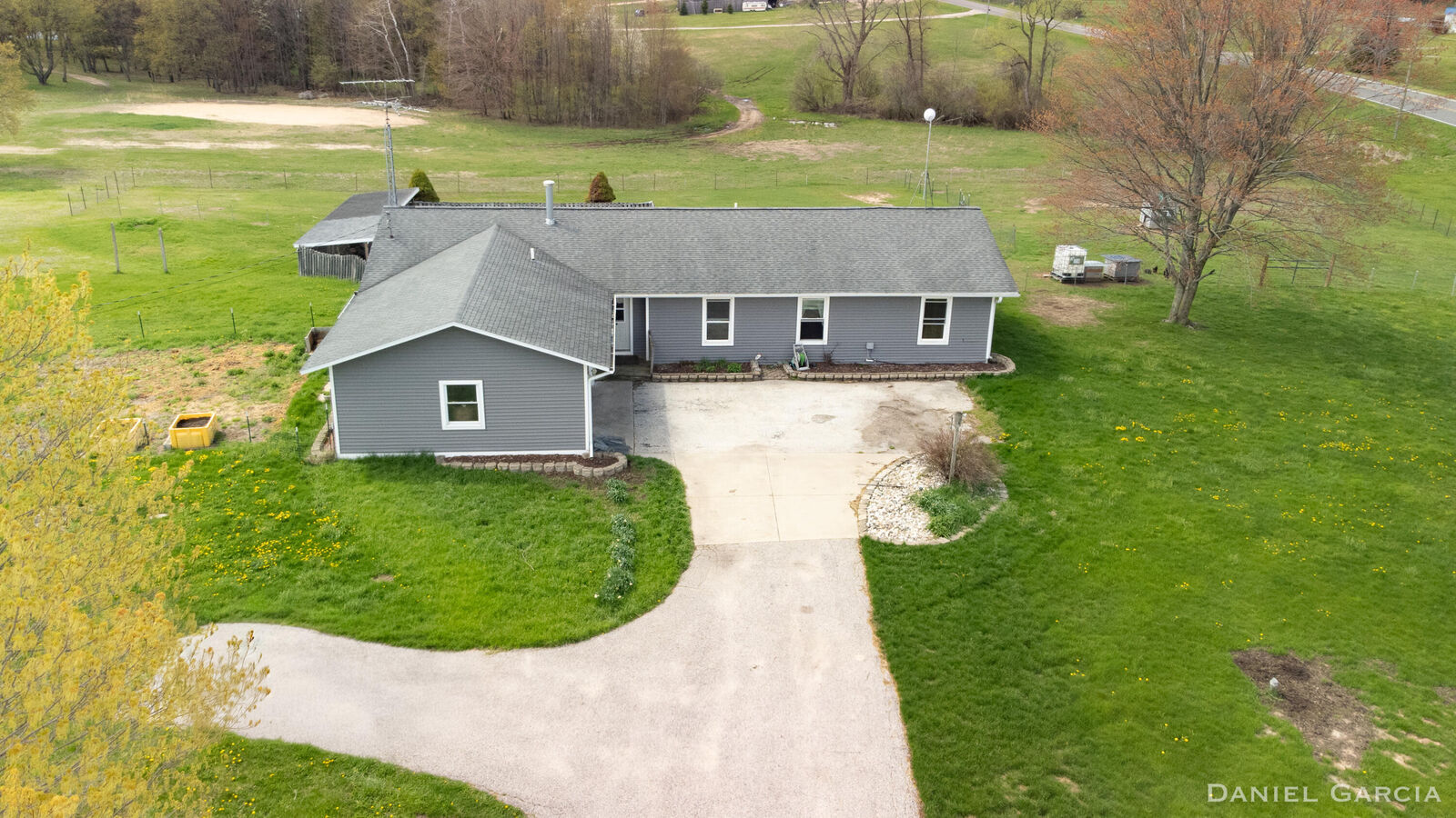 Property Photo:  3949 N 200th Avenue  MI 49459 