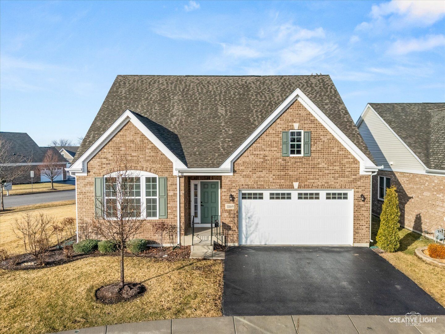 Property Photo:  1869 Glenlake Court  IL 60451 